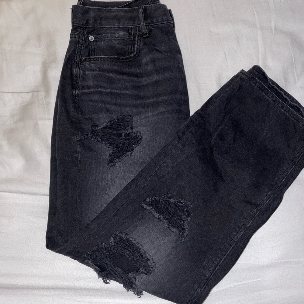 American Eagle 90’s Boyfriend Jean